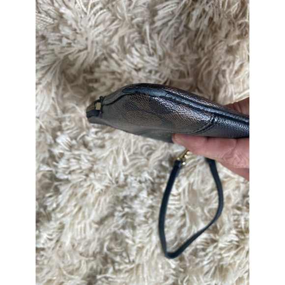 Coach Women's Small Corner Zip Wristlet in Signature Canvas (Walnut / Black) - Picture 5 of 9